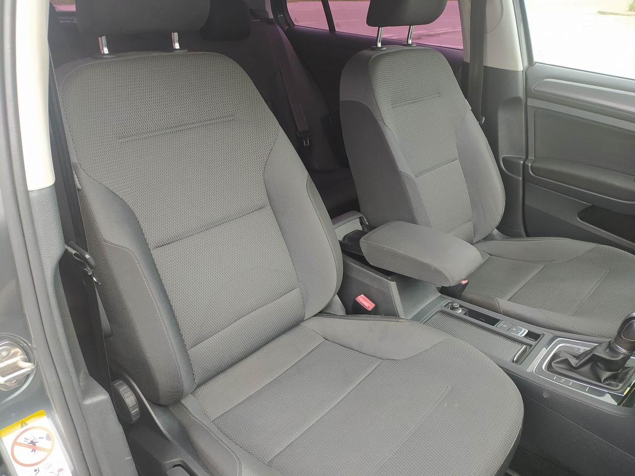 Volkswagen Golf Business 1.6 TDI BlueMotion #11156