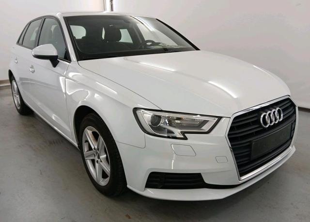 AUDI A3 SPB 1.6 TDI S tronic Business