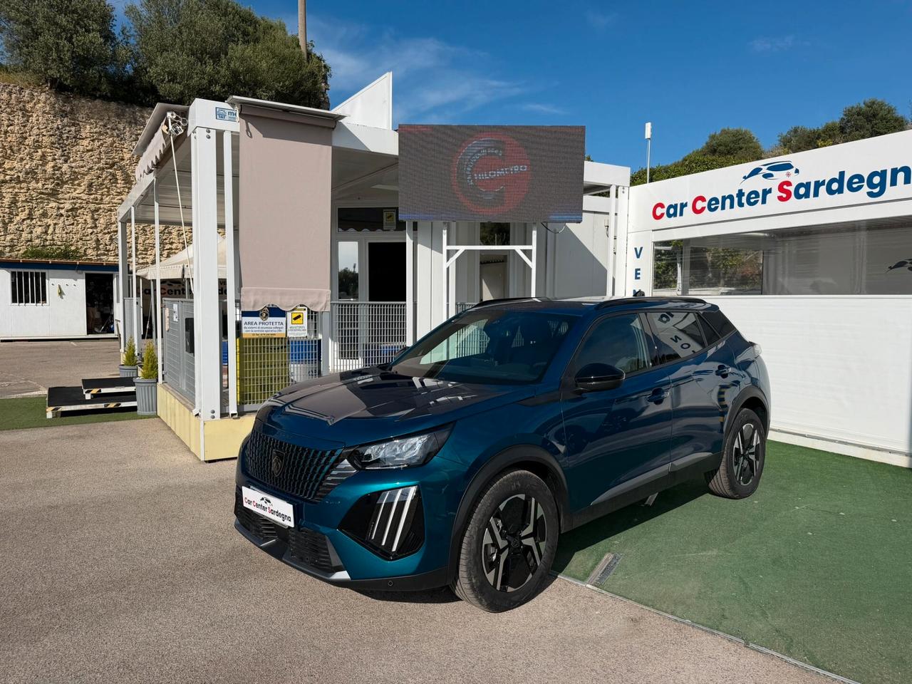 Peugeot 2008 Hybrid 145 e-DCS6 Style