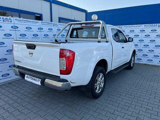 Nissan Navara 2.3 dCi 4WD King Cab Acenta