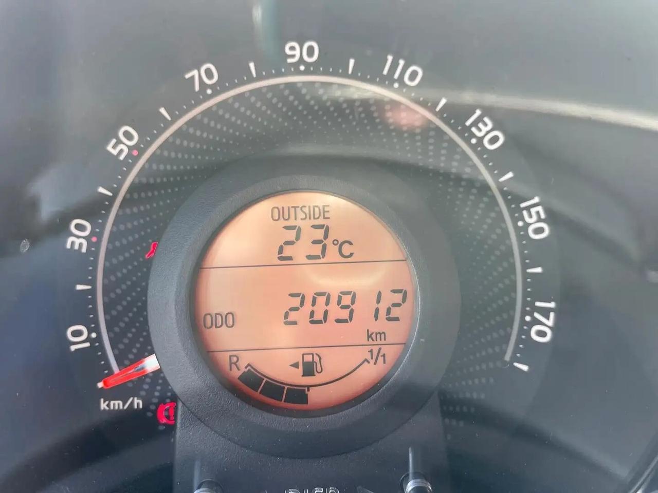 Toyota Aygo Connect 1.0 VVT-i 72 CV 5 porte x-wave