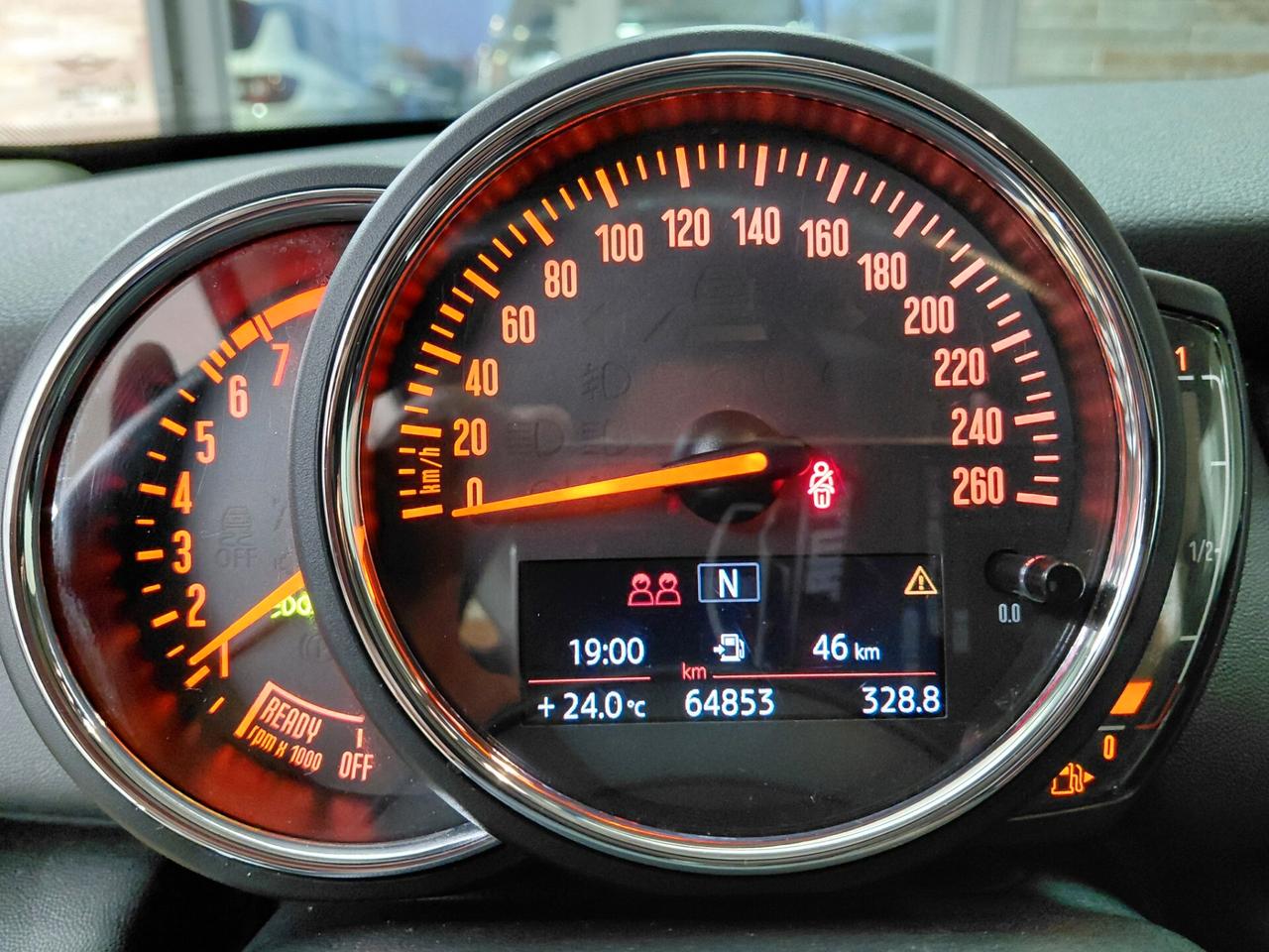 Mini 1.5 One anno 2018 soli 64000 km