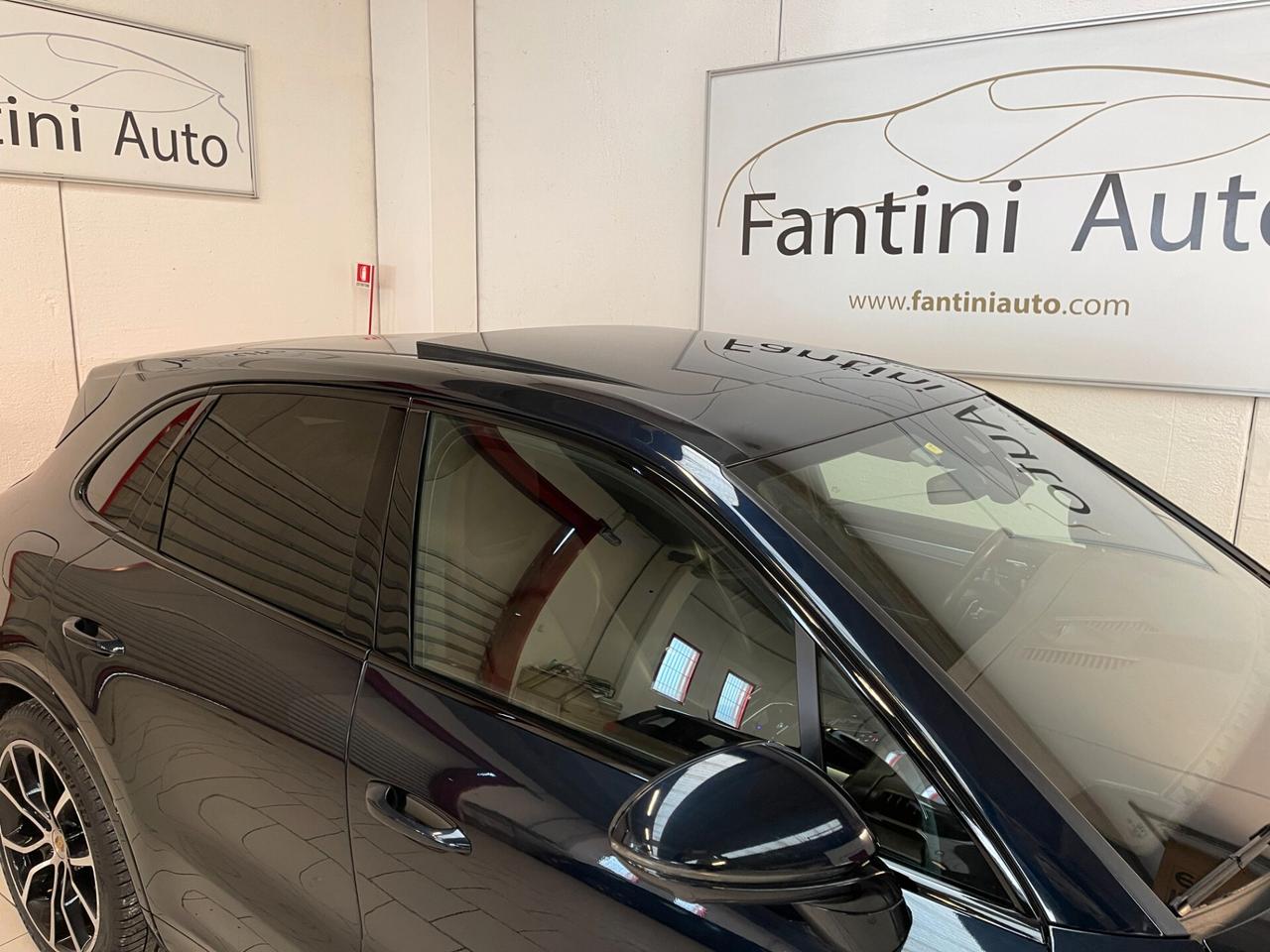 Porsche Cayenne Turbo S 4.8 550cv tiptronic-LEGGI SOTTO