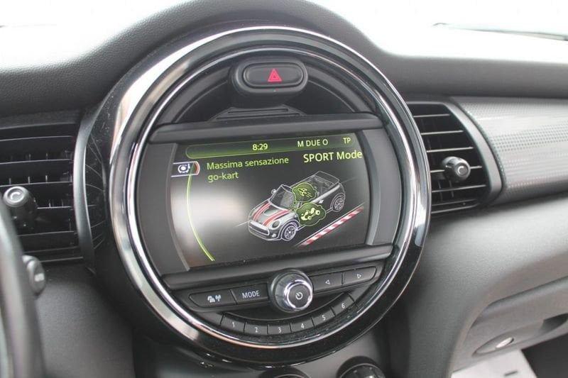 MINI Mini 1.5 Cooper D Cabrio