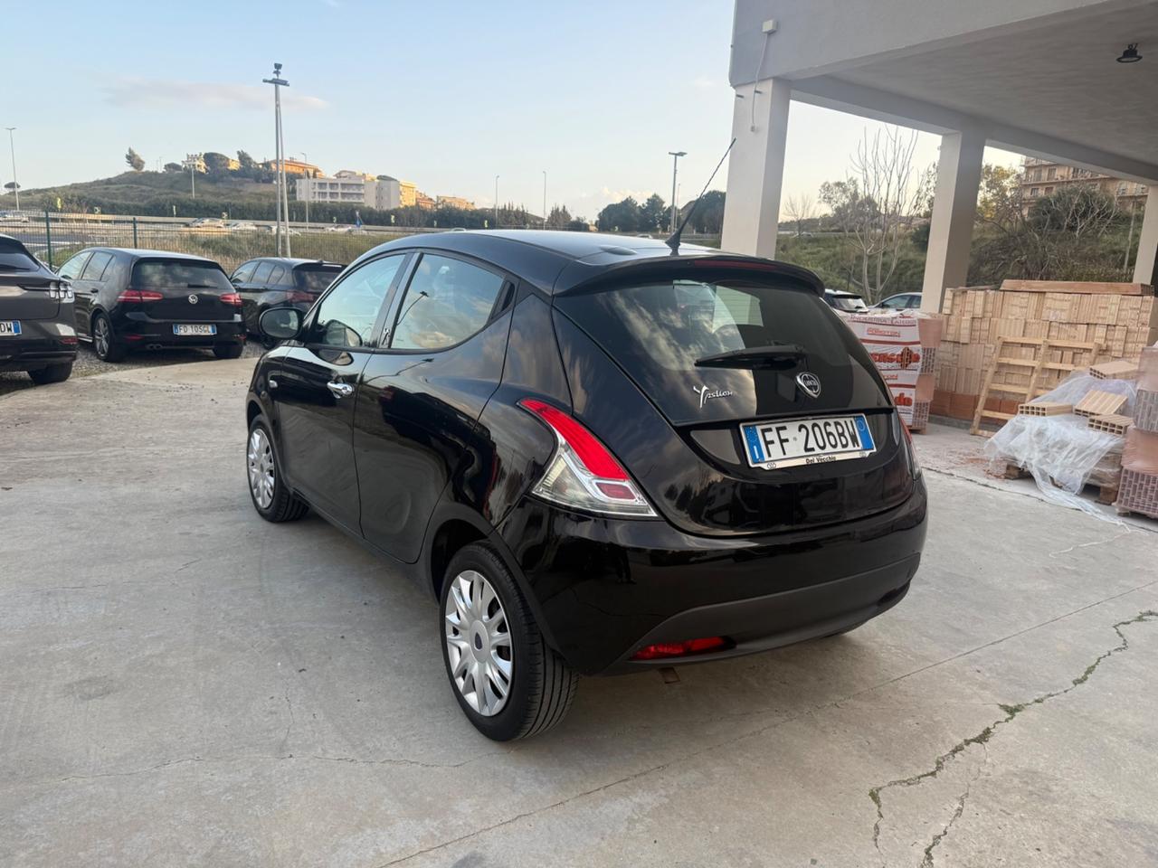 Lancia Ypsilon 1.2 69 CV 5 porte Platinum