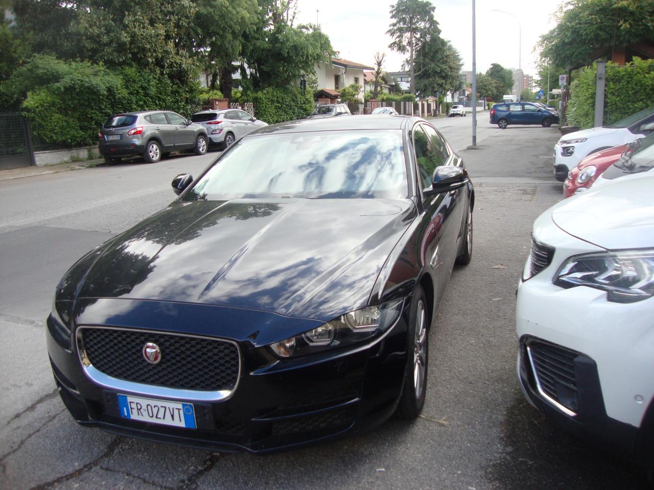 Jaguar XE 2.0 D 180 CV aut. Prestige