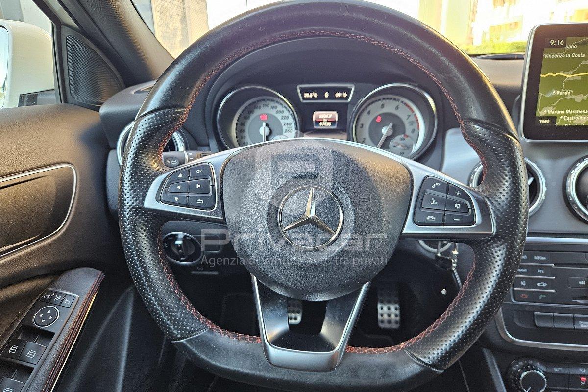 MERCEDES GLA 180 Premium