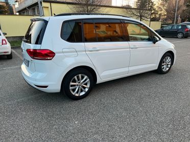 Volkswagen Touran 1.6 TDI 115 CV SCR DSG Business BlueMotion Technology