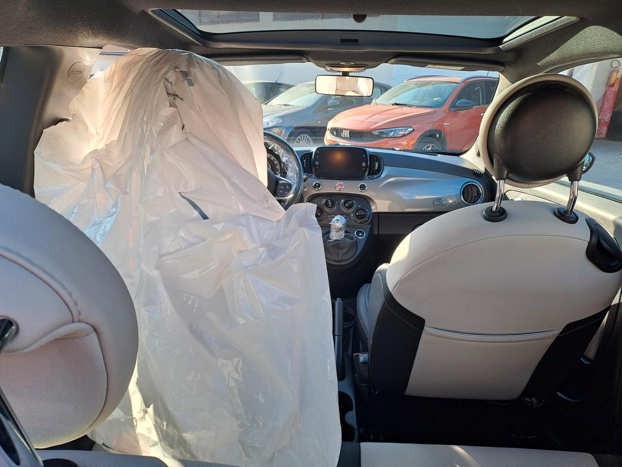 Fiat 500 1.0 Hybrid Dolcevita