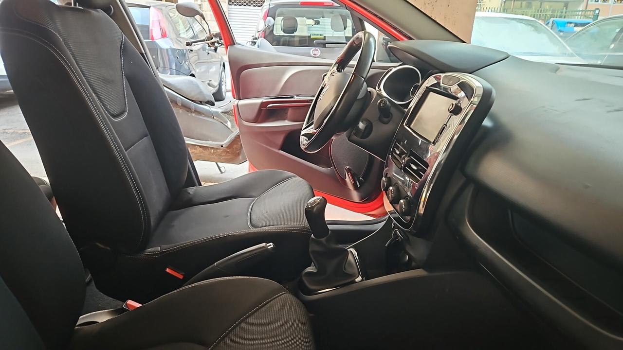 Renault Clio 1.2 75CV GPL 5 porte Costume National