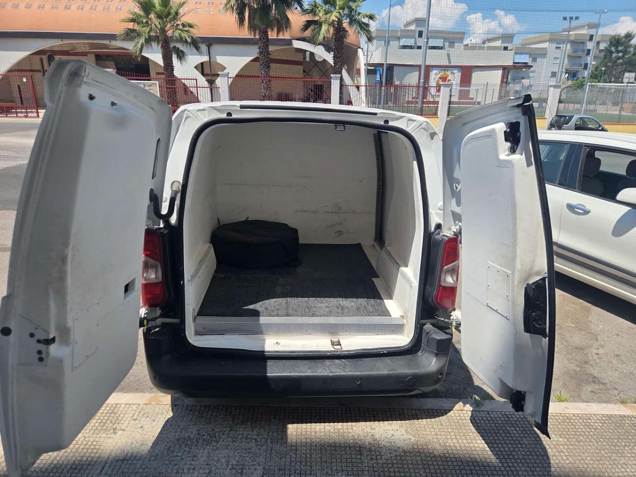 Opel Combo Cargo 1.6 Diesel PC 1000kg