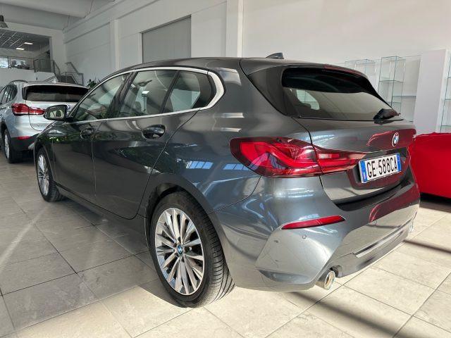 BMW 118 d 5p. Luxury