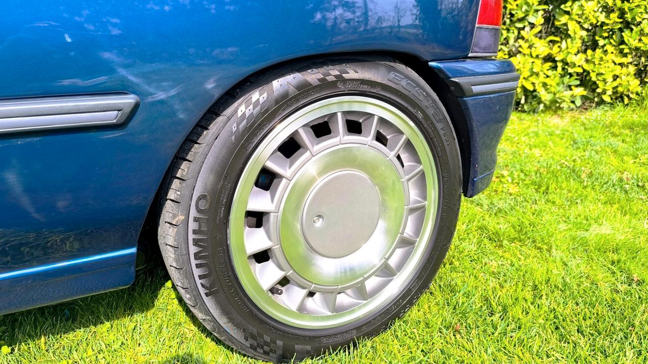 Renault Clio 1.8i 16V Diac no Cat