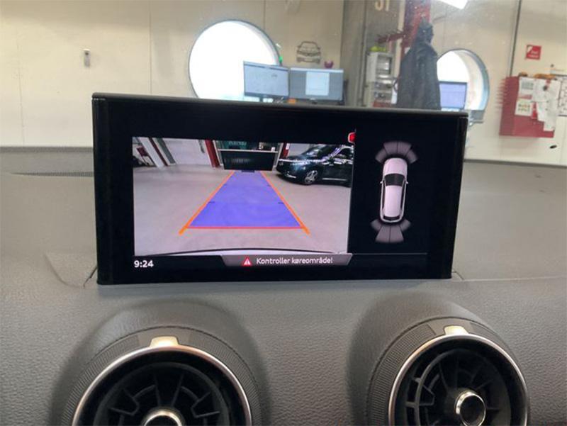 Audi Q2 1.0 TFSI 110CV Advanced LED Matrix, Carplay, Sedili risc, Retrocamera