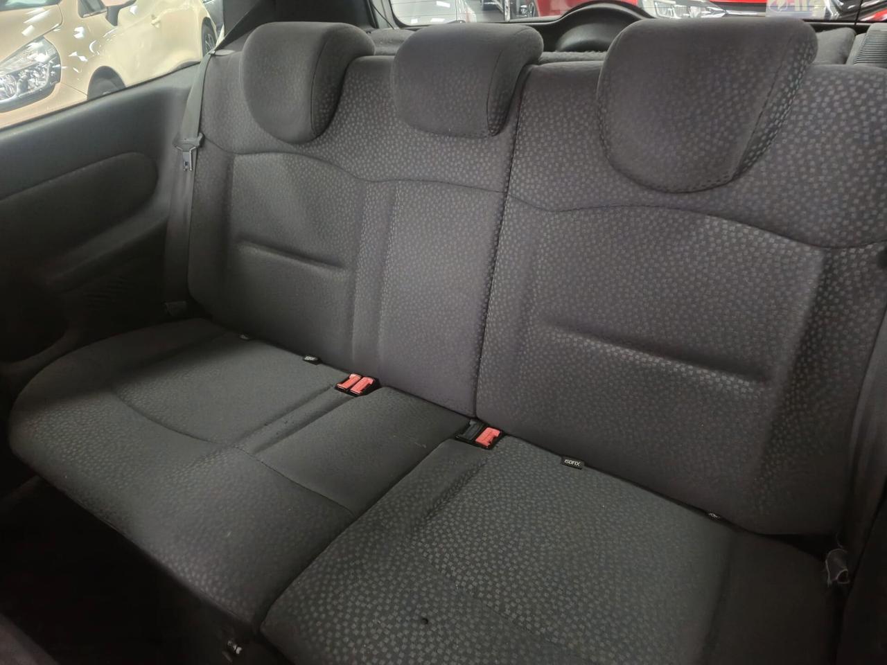 Renault Clio Storia 1.2 3 porte Confort Authentique