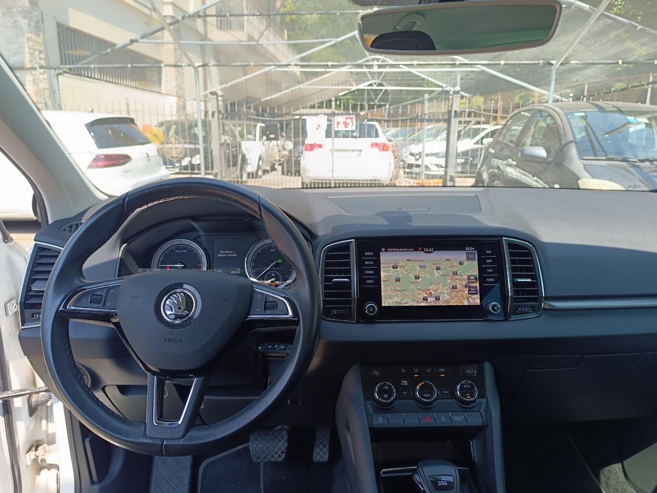 Skoda Karoq 1.6 TDI SCR DSG Executive NAVI, RETROCAMERA