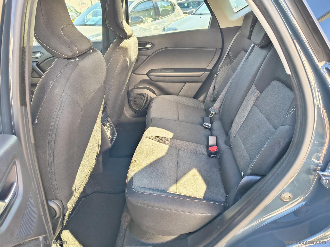 RENAULT Captur TCe 12V 100 CV GPL Zen