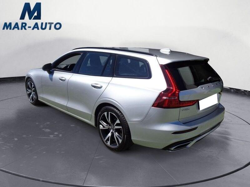 Volvo V60 B4 (d) automatico Core