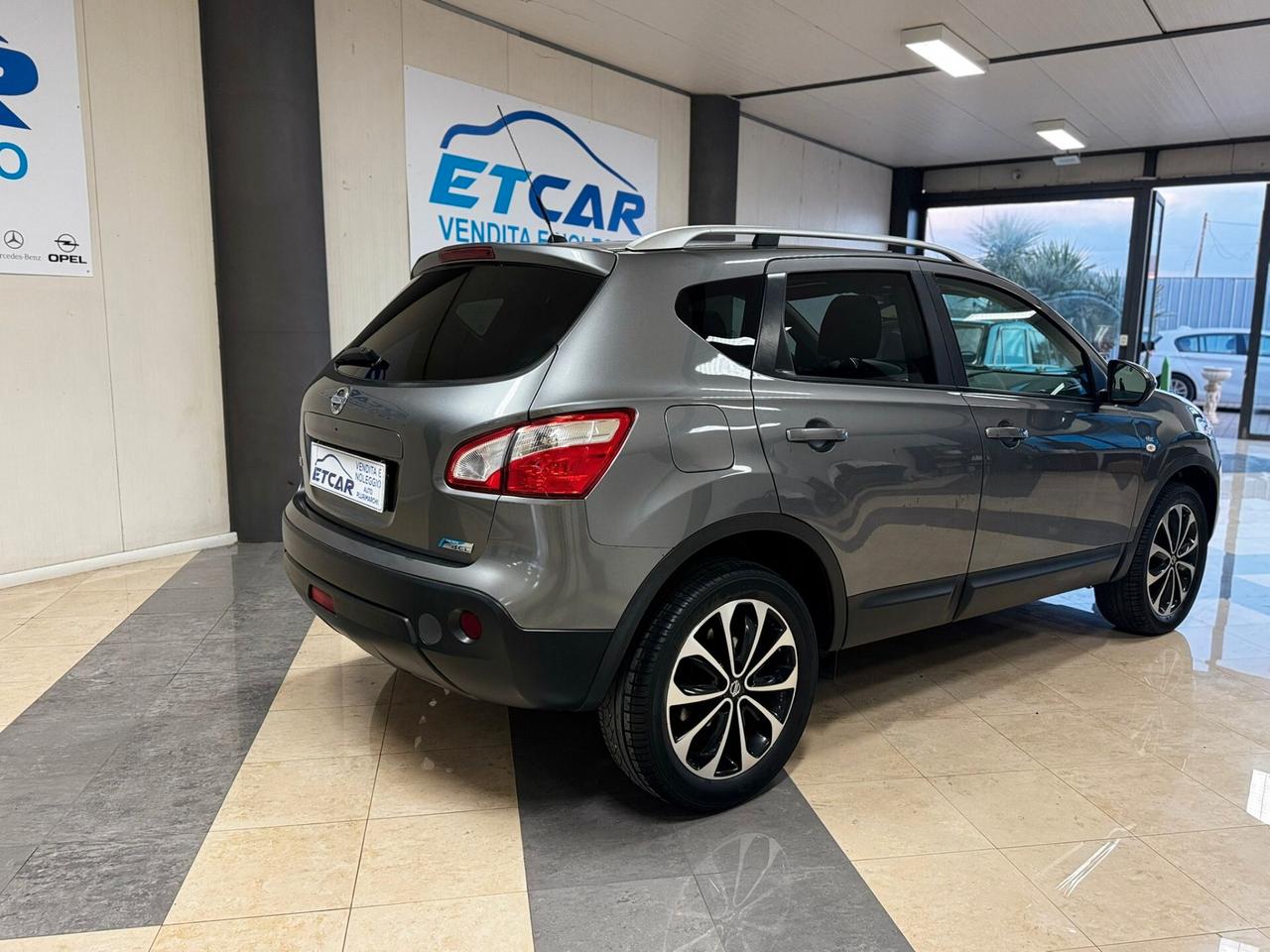 Nissan Qashqai 1.6 dCi DPF n-tec Tetto Panoramico retro Camera 360*