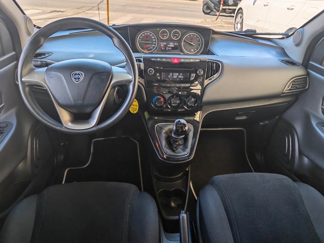 Lancia Ypsilon 1.2 69 CV 5 porte Elefantino