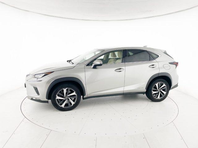 LEXUS NX 300 Hybrid 4WD Luxury