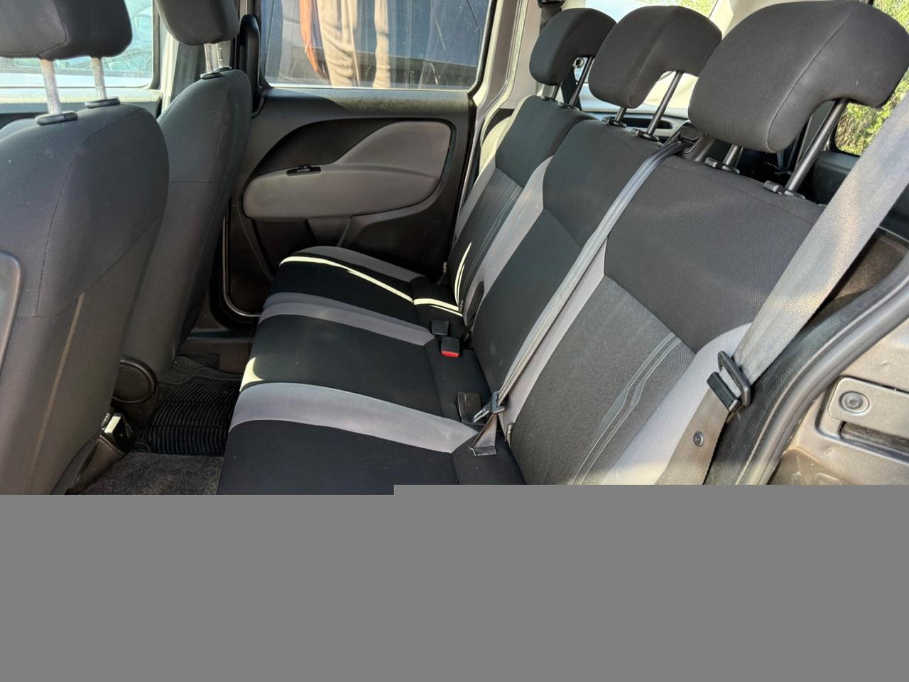 FIAT Doblò 1.4 T-Jet Natural Power Lounge