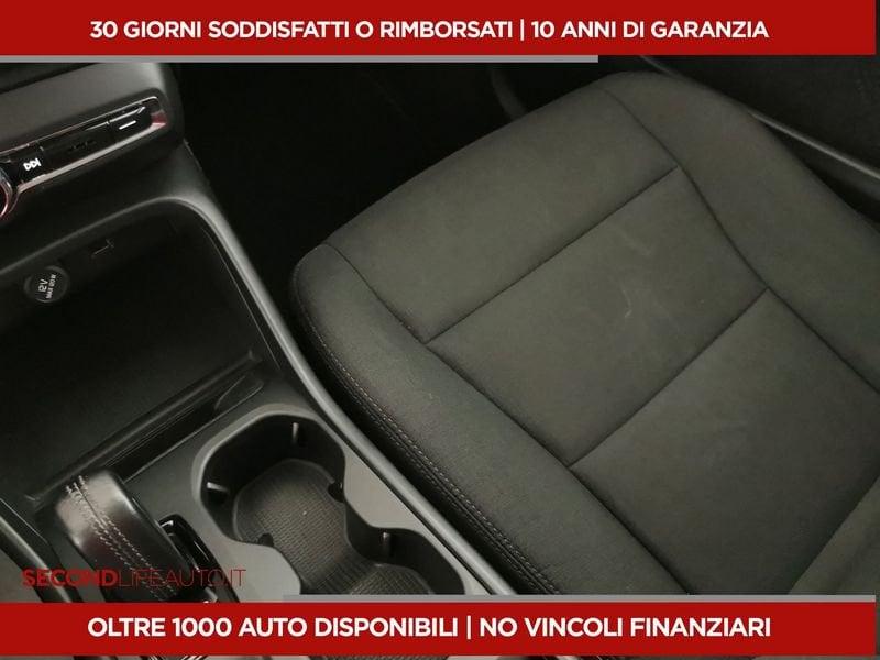 Volvo XC40 2.0 b3 Essential auto