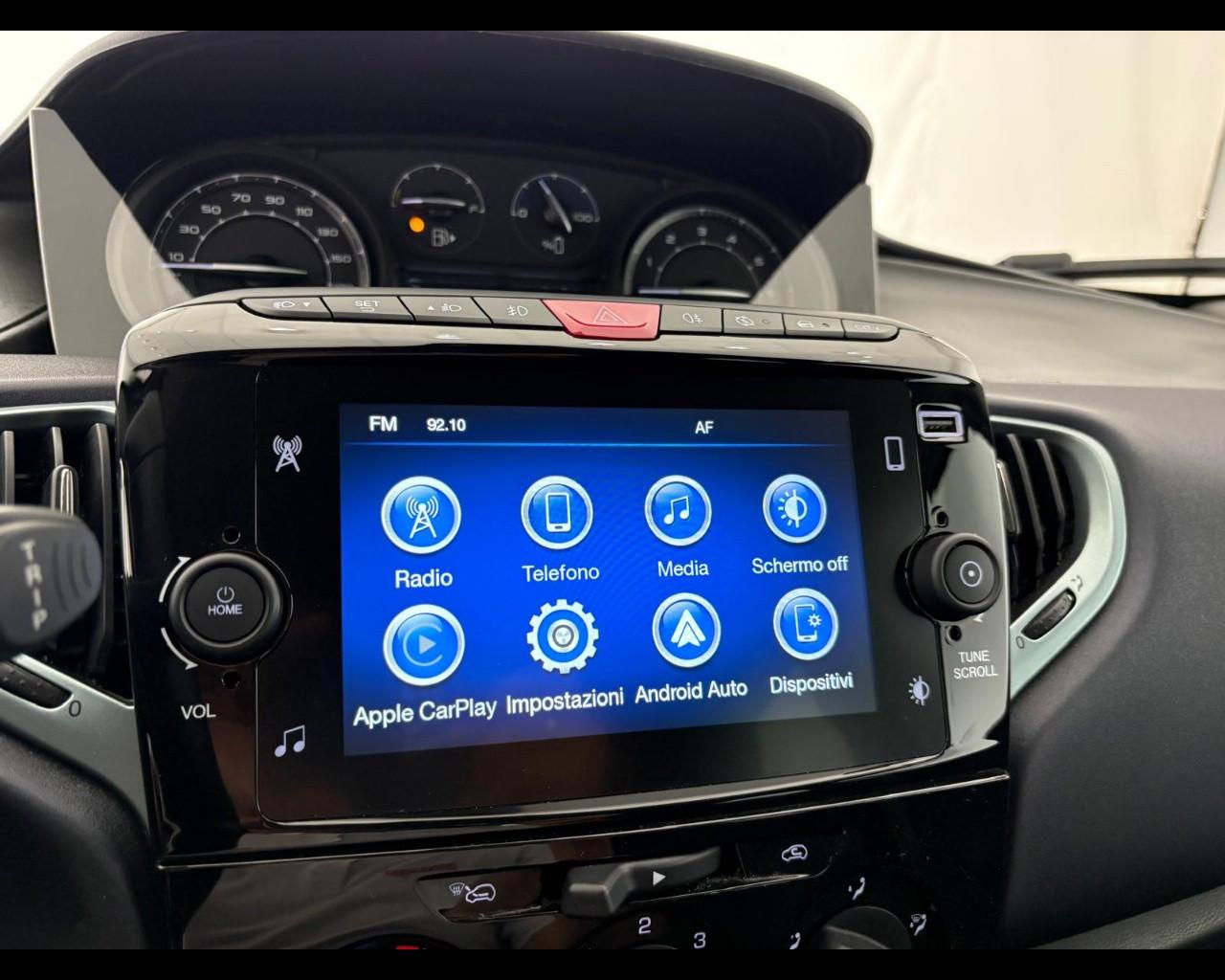 LANCIA Ypsilon 1.0 firefly hybrid Gold Plus s&s 70cv 5p.ti