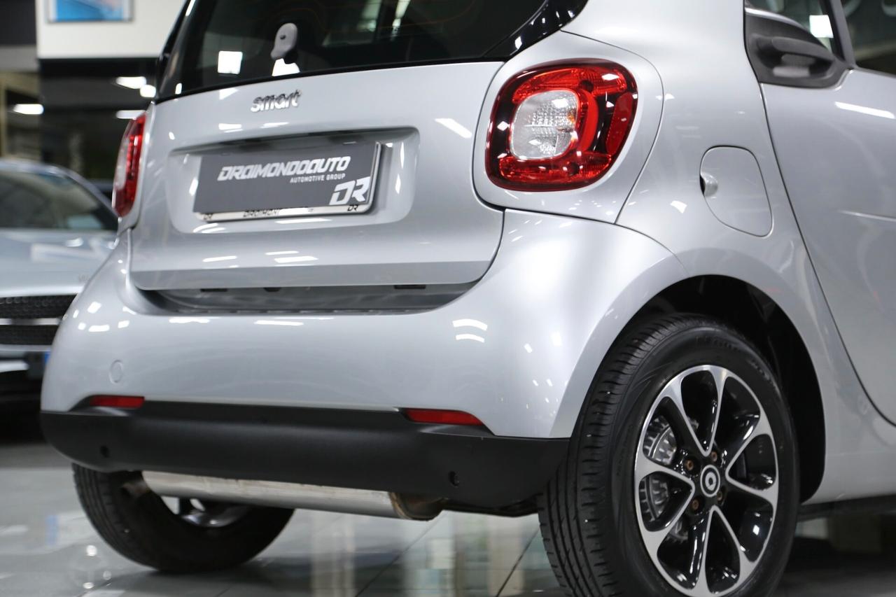 Smart fortwo 1.0 70 cv twinamic Passion