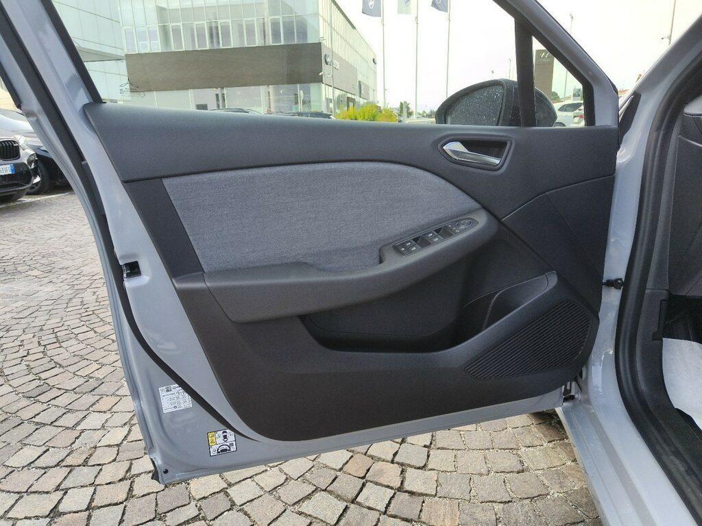 Renault Clio 1.6 E-Tech full hybrid Techno