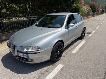 Alfa Romeo 147 1.6i 16V T.S. (105 CV) cat 5p. Connect