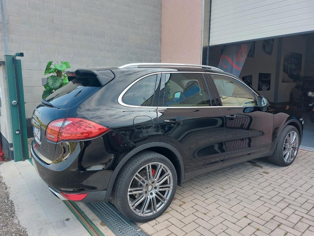 PORSCHE CAYENNE 3.0 V6 TDI 245cv CRHONO SPORT !!!