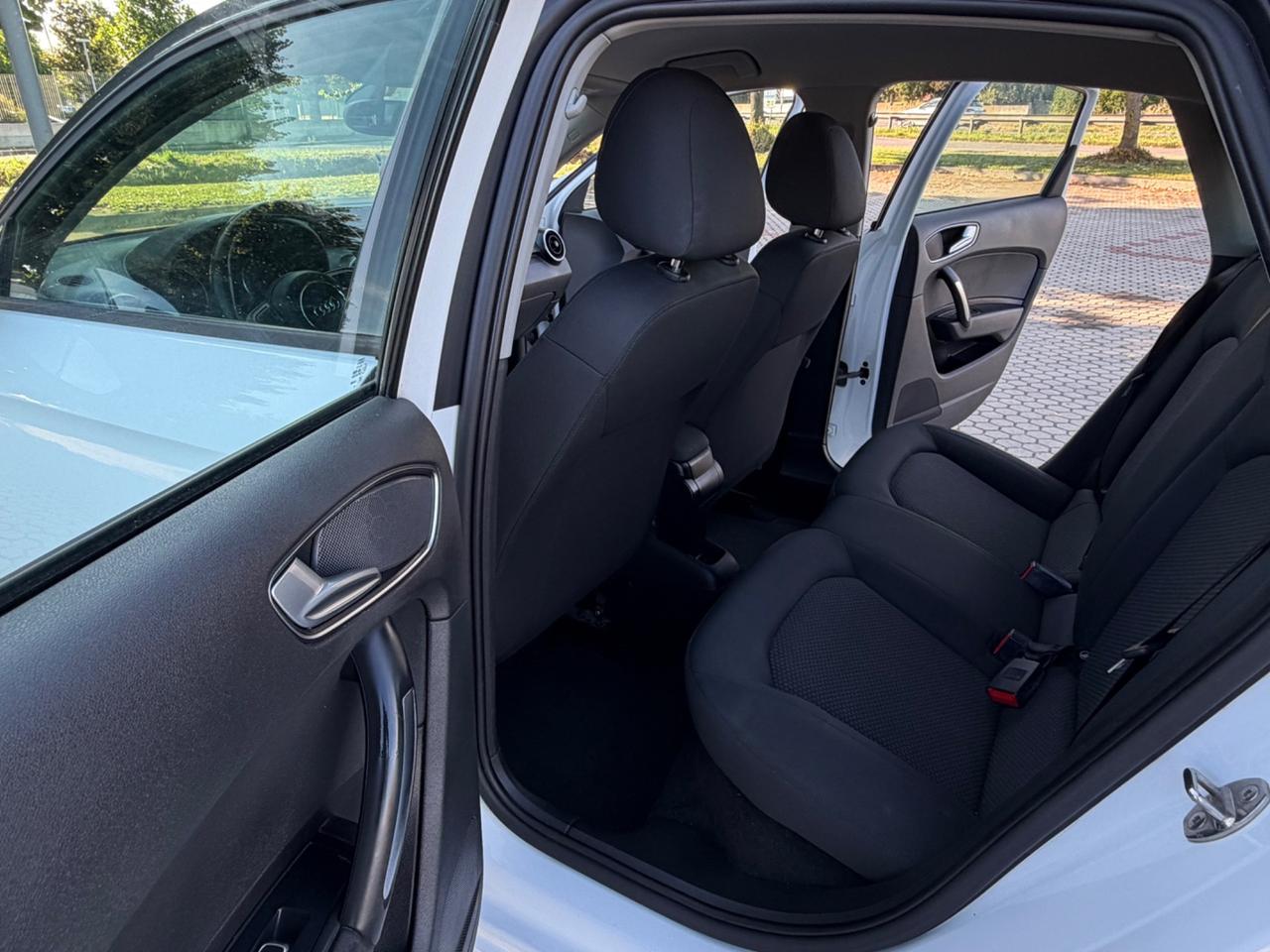 Audi A1 1.6 TDI S-Line 116 CV