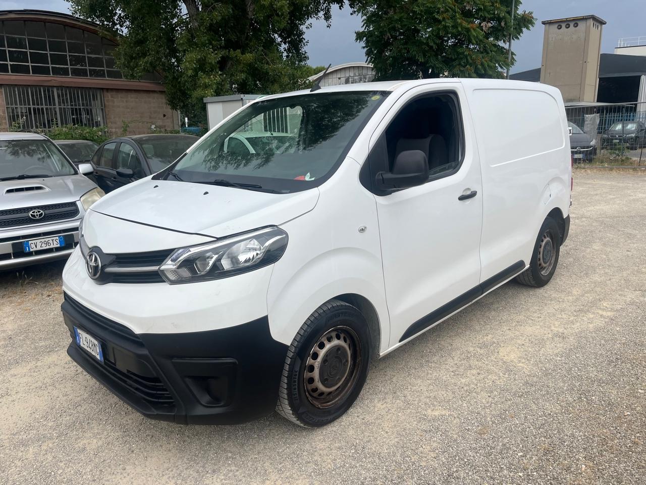 Toyota Proace Proace Verso 1.6D L0 S Comfort