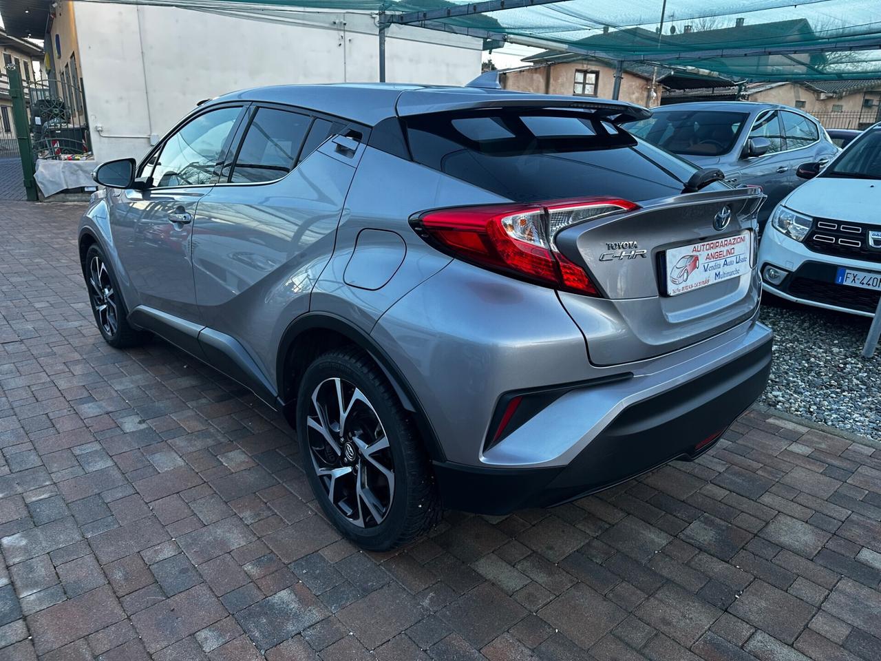 Toyota C-HR 1.8 Hybrid E-CVT Style