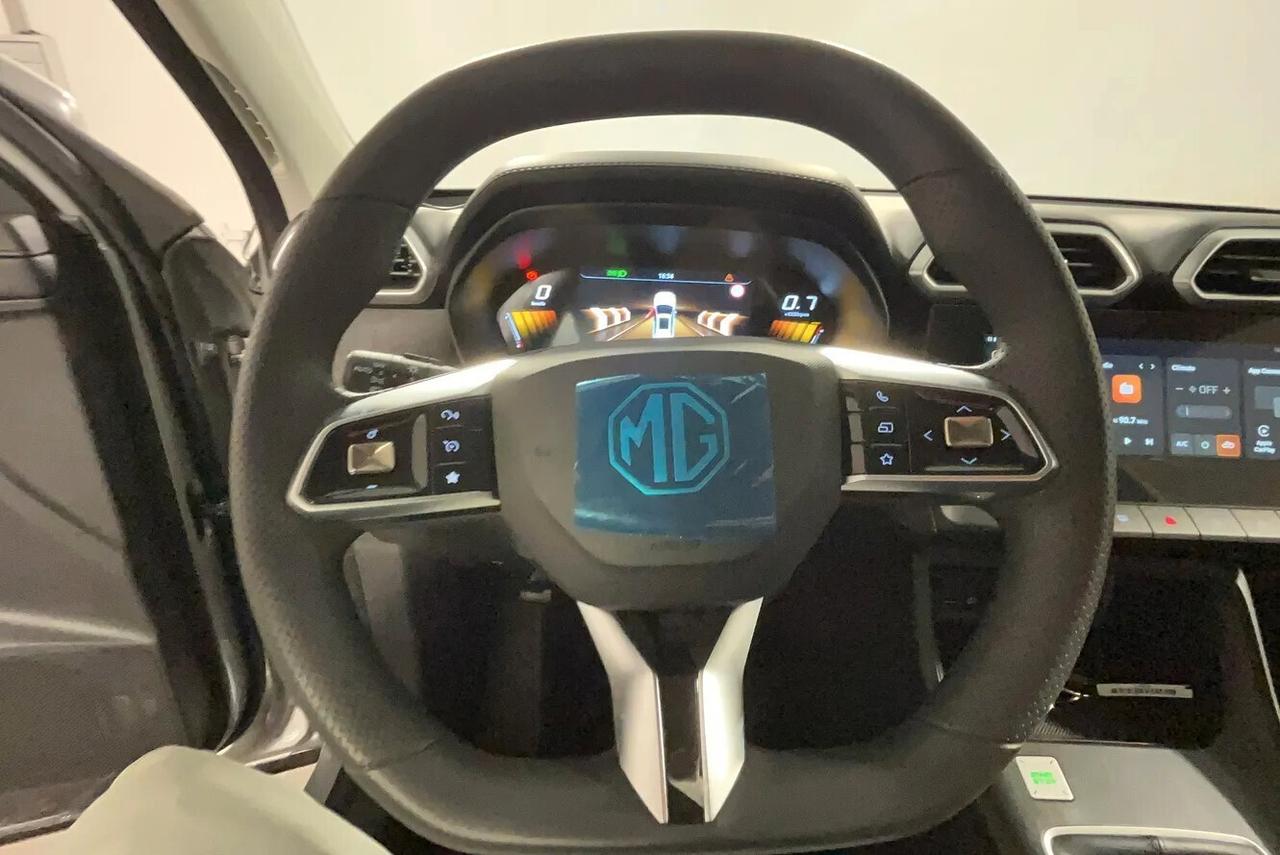 Mg ZS 1.5 Standard