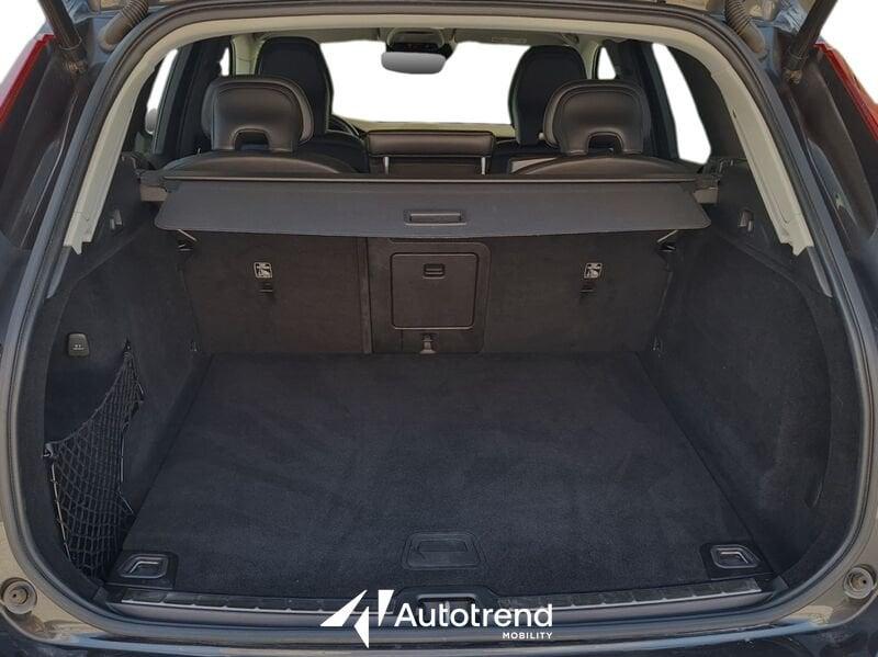 Volvo XC60 B4 197+14 CV AWD Automatica Business Plus
