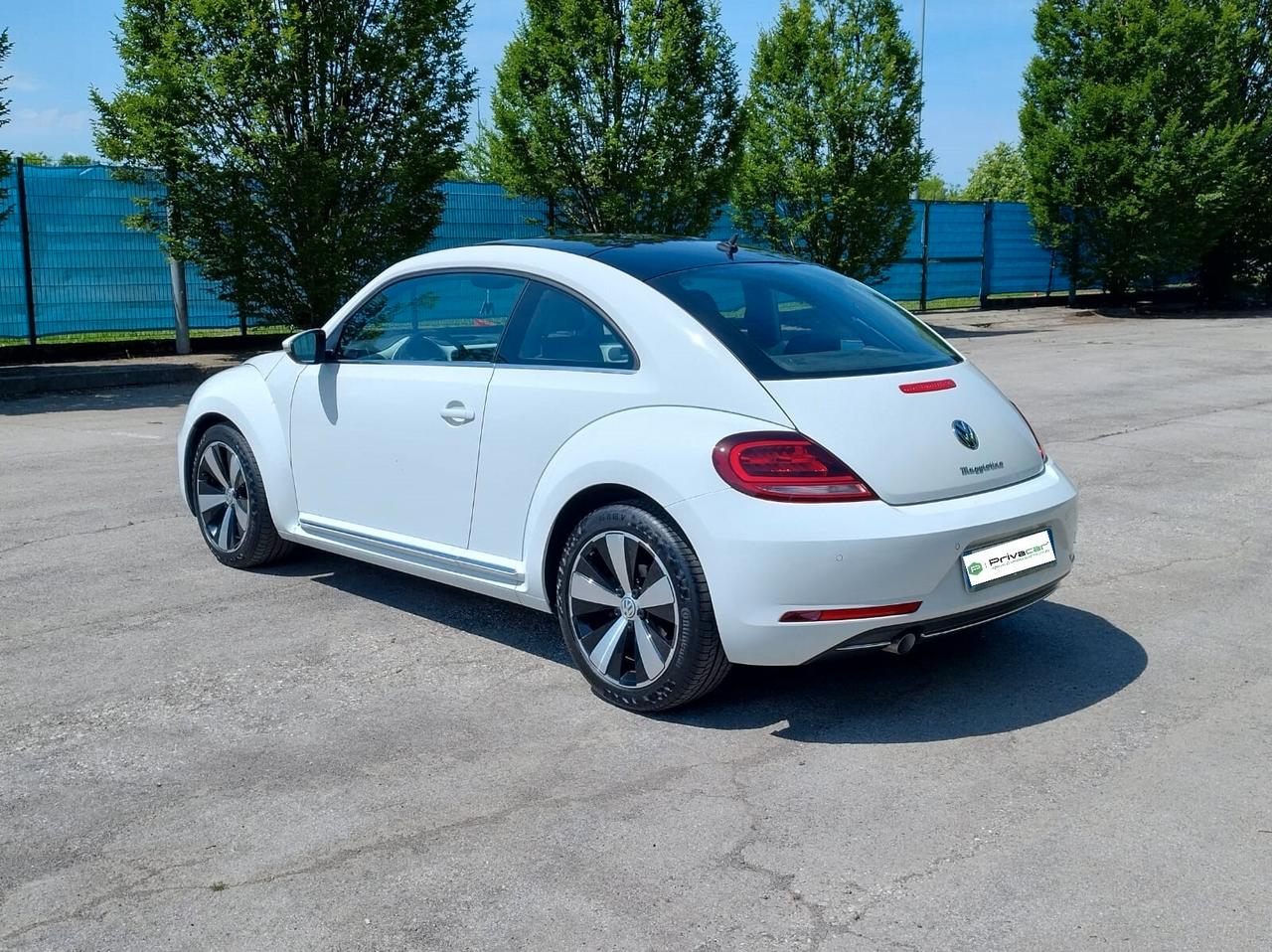 Volkswagen Maggiolino 2.0 TDI DSG Design BlueMotion Technology