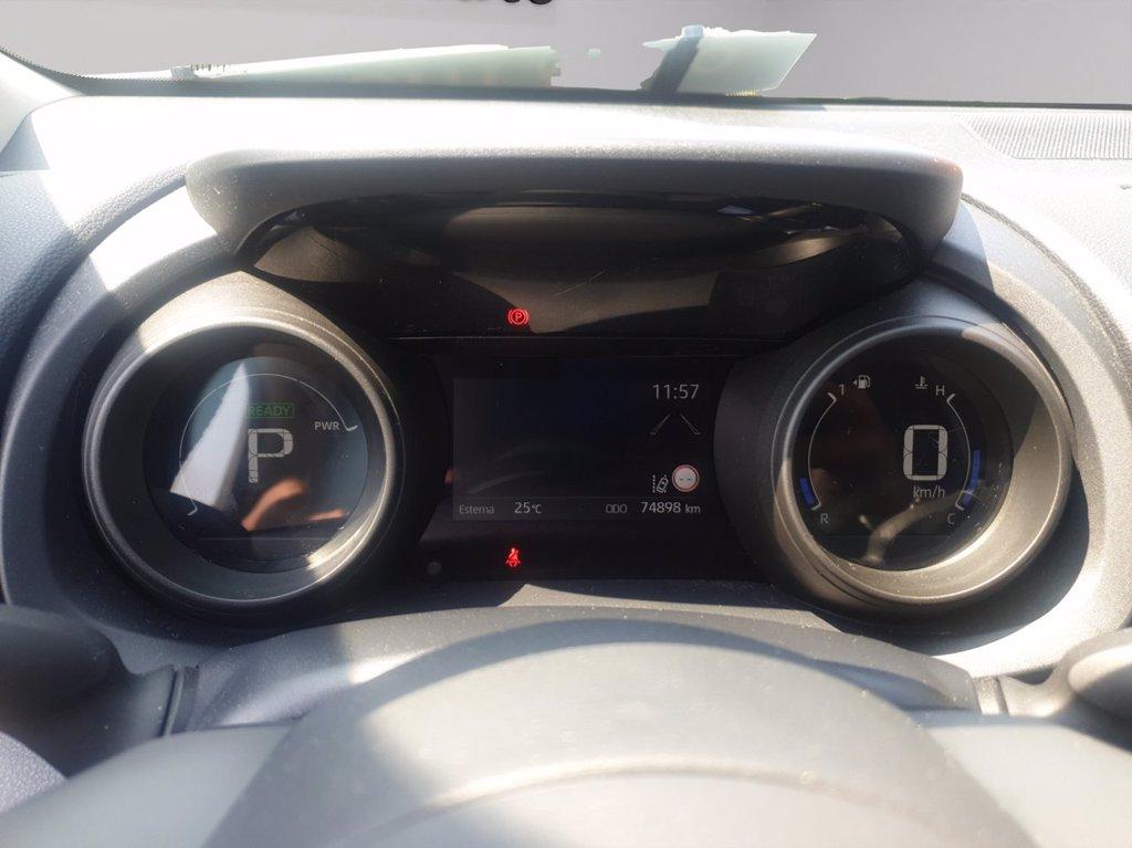 TOYOTA Yaris 1.5h trend del 2021