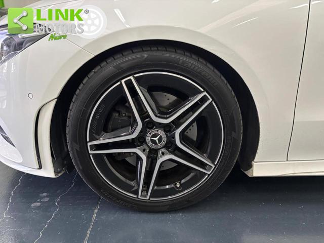 MERCEDES-BENZ CLA 200 d Shooting Brake PREMIUM NIGHT EDITION PACK AMG