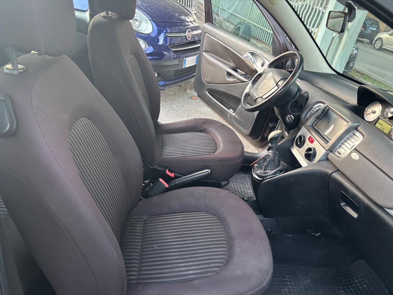 Lancia Ypsilon 1.4 Diva Ecochic GPL