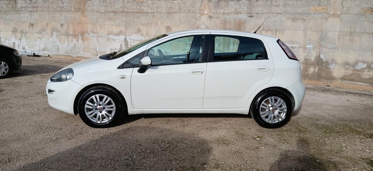 Fiat Punto 1.3 MJT II 75 CV 5P Lounge - 2012