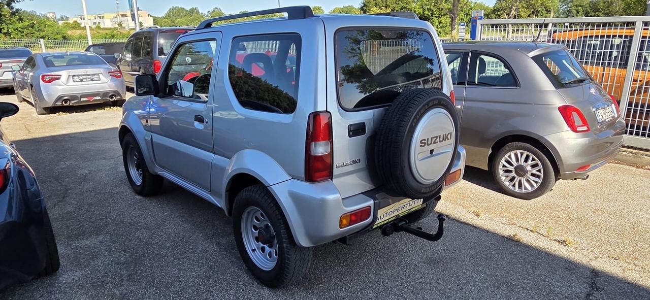 Suzuki Jimny 1.5 ddis VALUTO PERMUTA