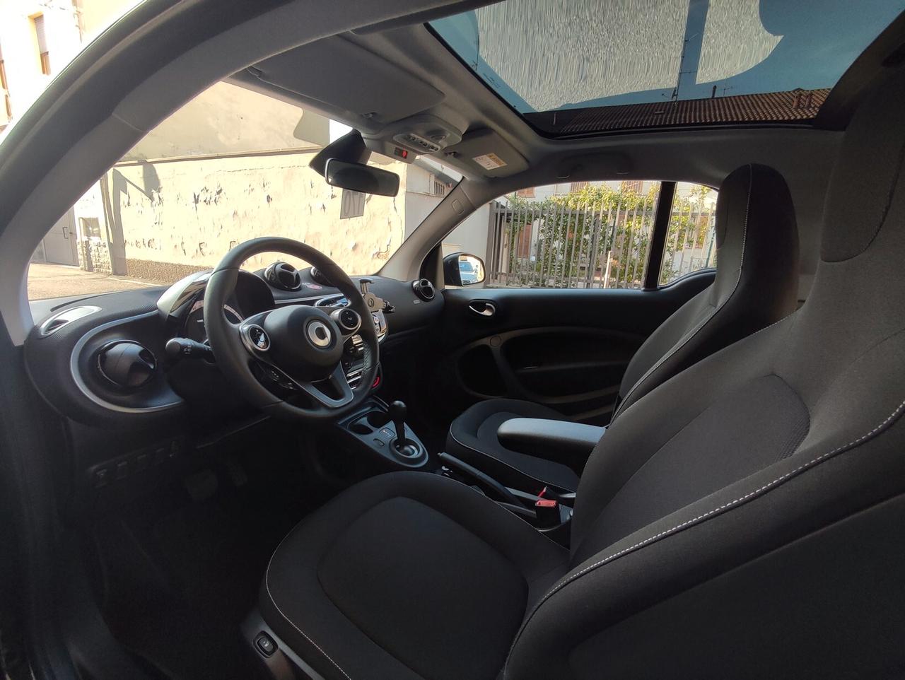 Smart ForTwo 70 1.0 Passion Solo km 31.517 certicati!