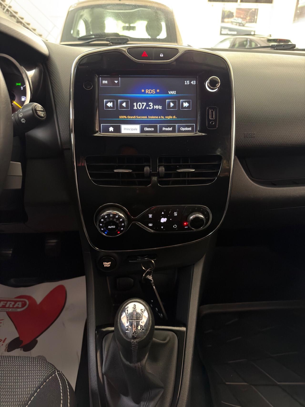 Renault Clio 1.2 75CV 5 porte Wave