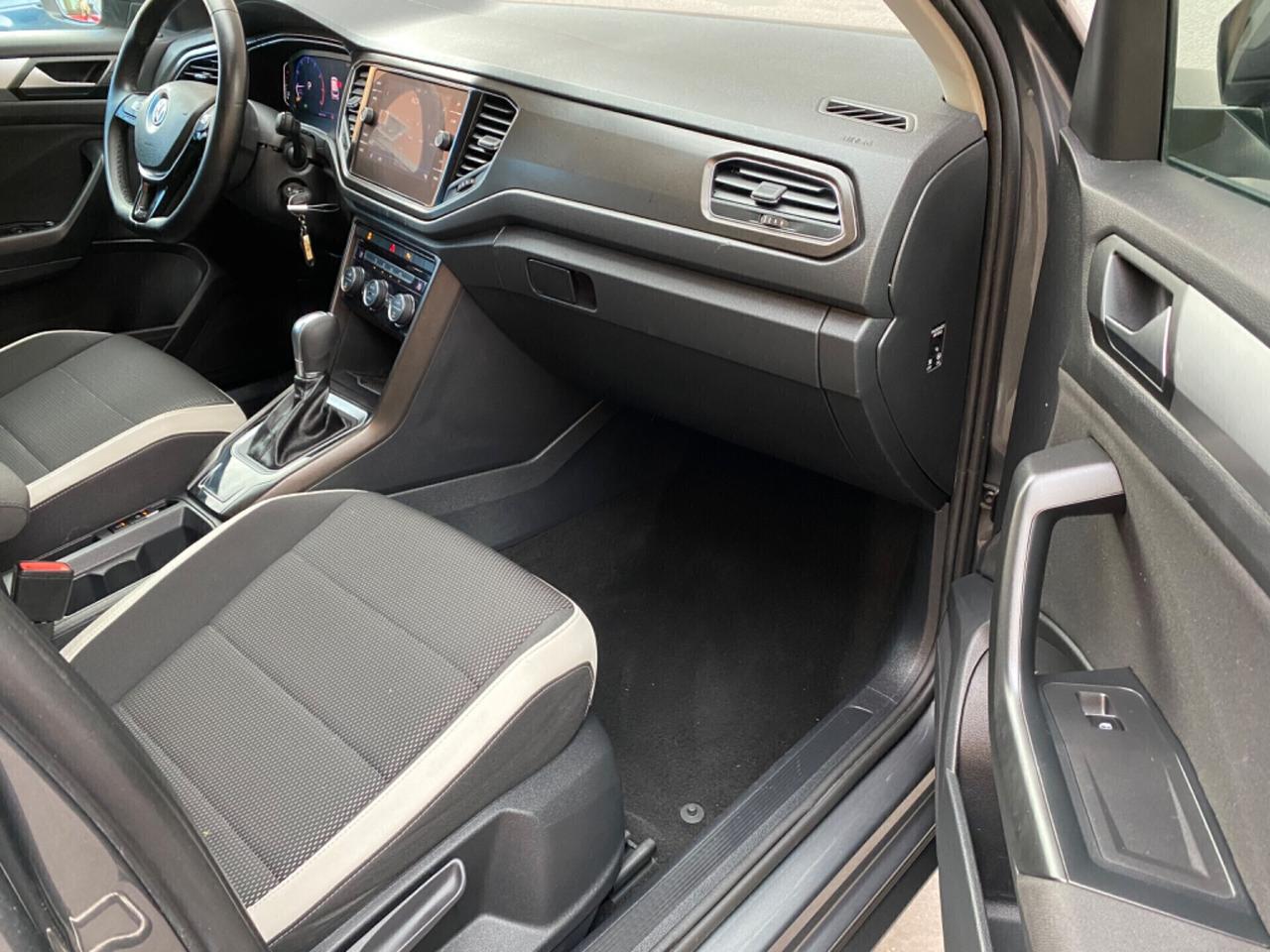 Volkswagen T-Roc 1.5 Benzina Automatica