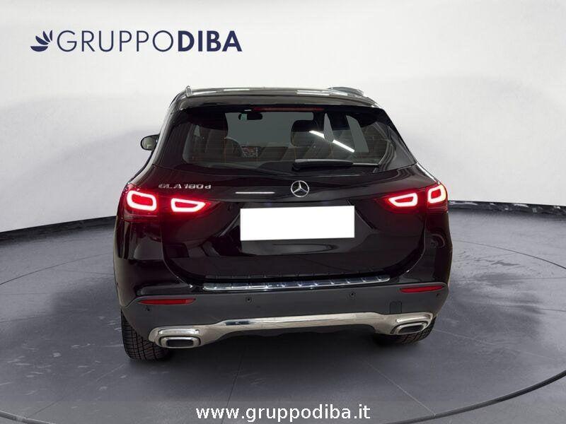Mercedes-Benz GLA GLA-H247 2020 Diesel 180 d Sport auto