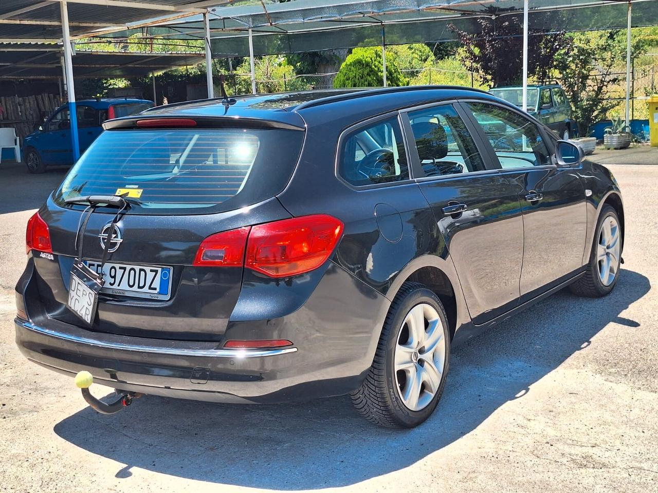 Opel Astra 1.4 Turbo 140CV Sports Tourer GPL Tech Elective