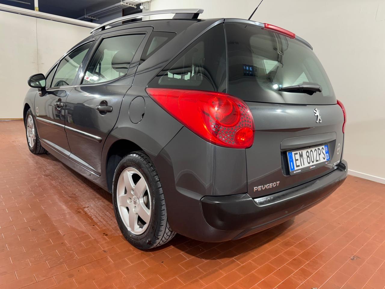 Peugeot 207 *NEOPATENTATI*