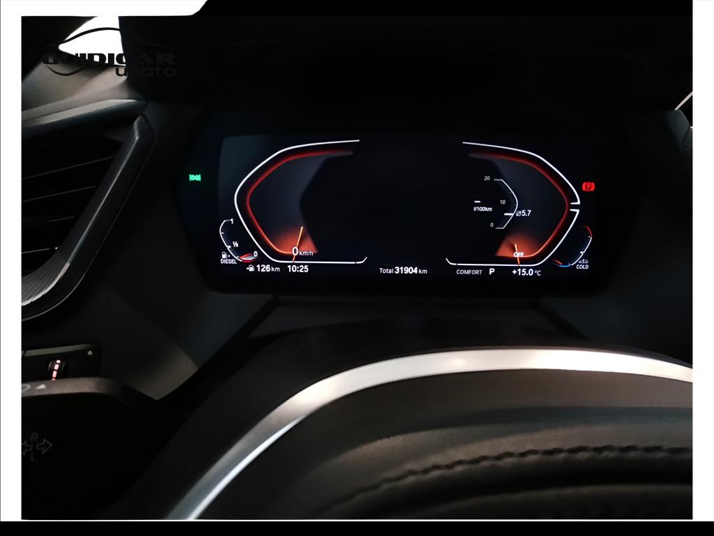 BMW Serie 1 F40 - 118d Msport auto